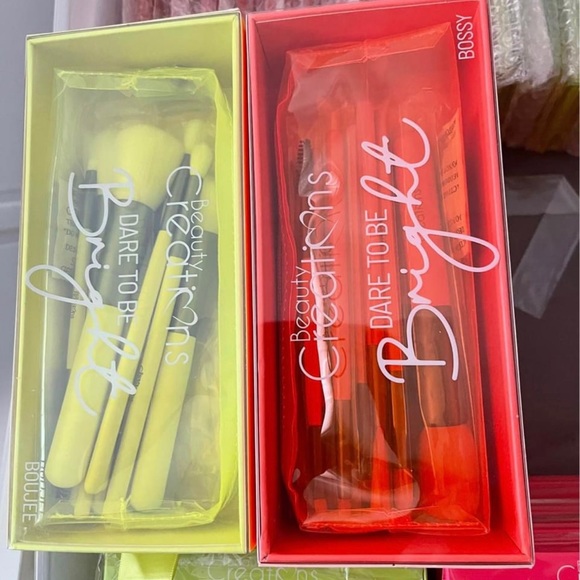 Eyeshadow bundle - Picture 2 of 6